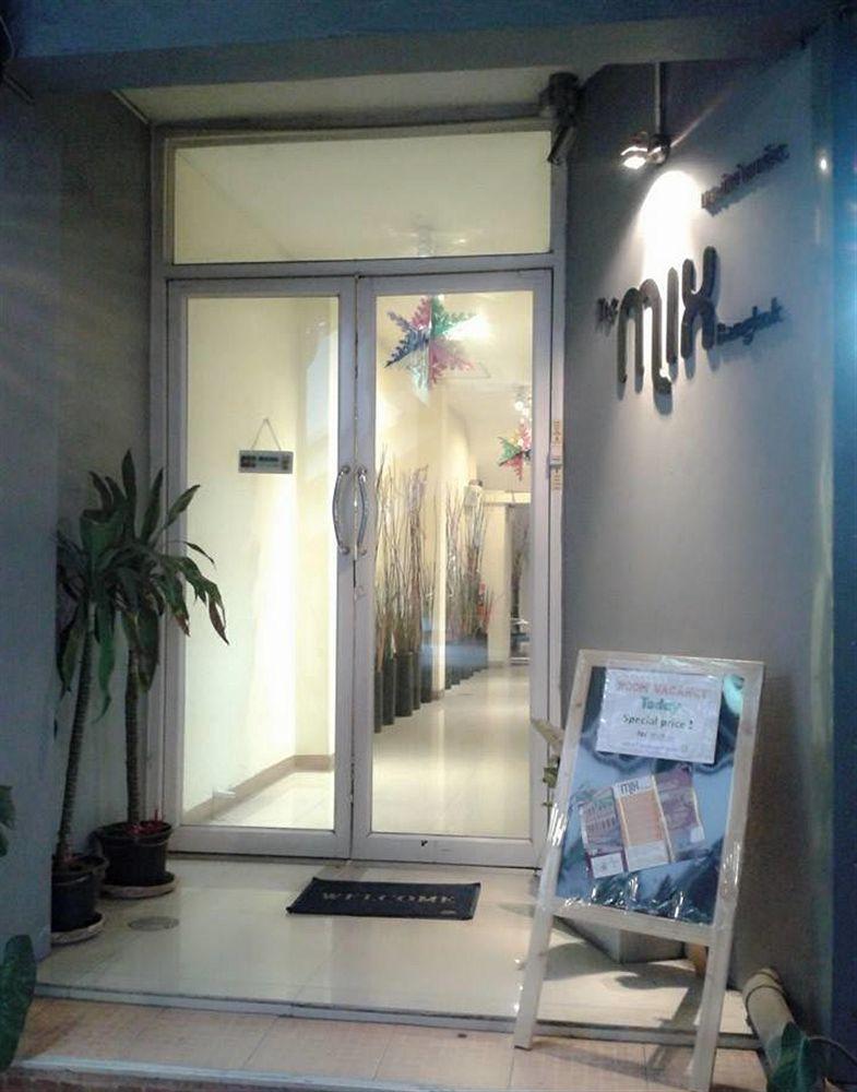 The Mix - Bts Phrakhanong Bangkok